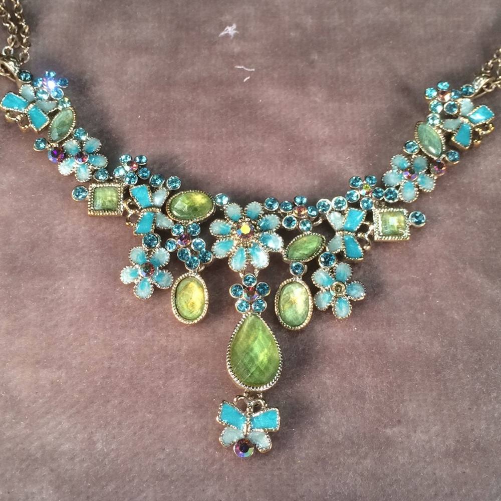 Blue Necklace and Earring Set - Picture 2 of 5
